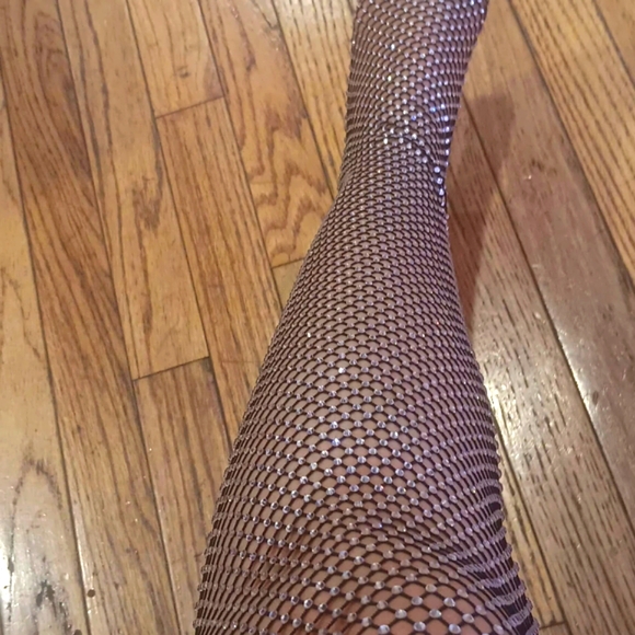 Steve Madden Glittering Black and Silver Heels - Picture 2 of 9